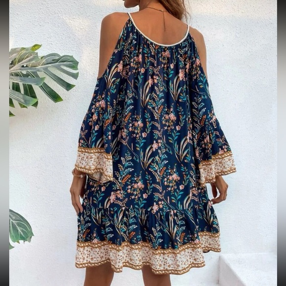 Boho Floral Print Cold Shoulder Flare Sleeve Tassel Tie Dress - Picture 2 of 16